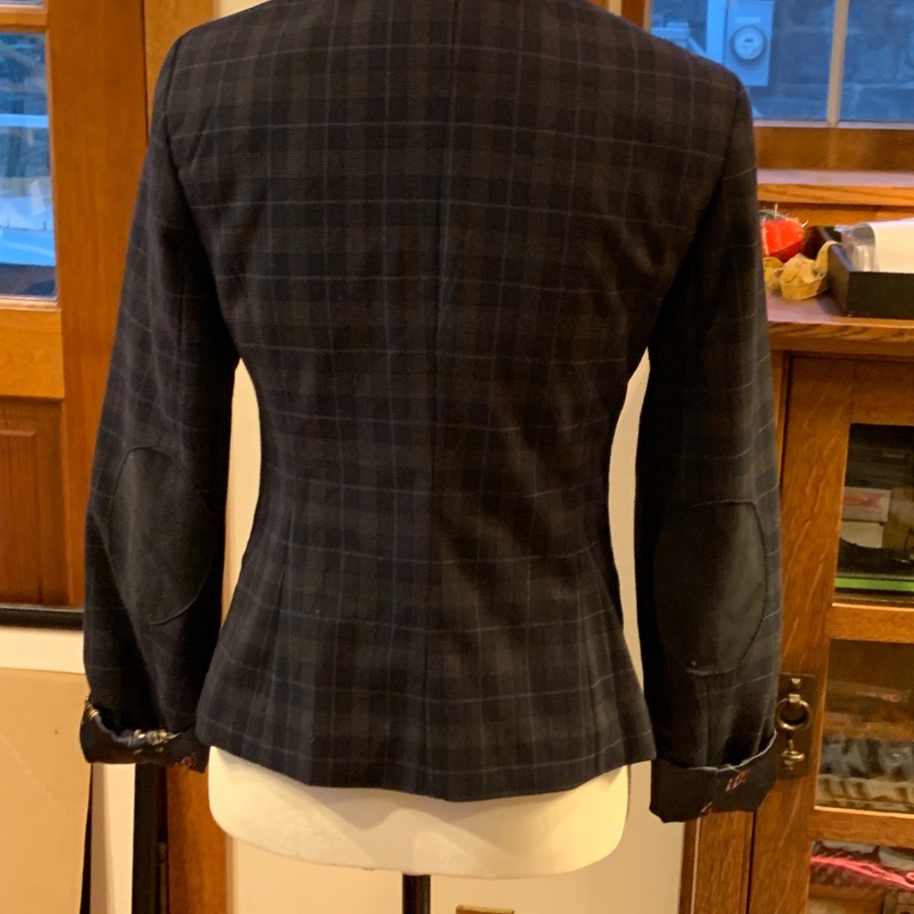 Adorable Blazer - Picture 3 of 6